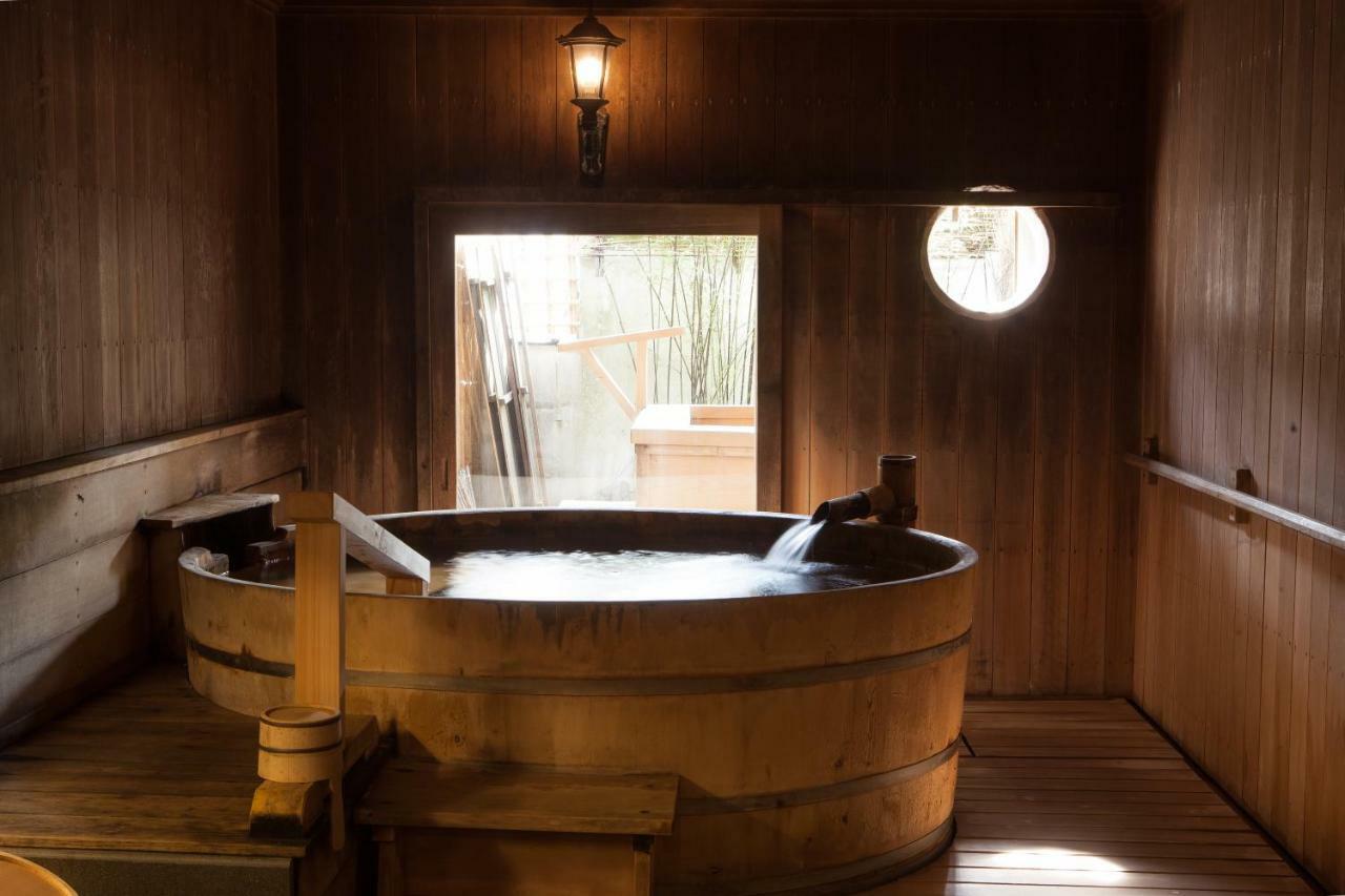 Отель Chitose Wine&Oyado Миядзу Экстерьер фото